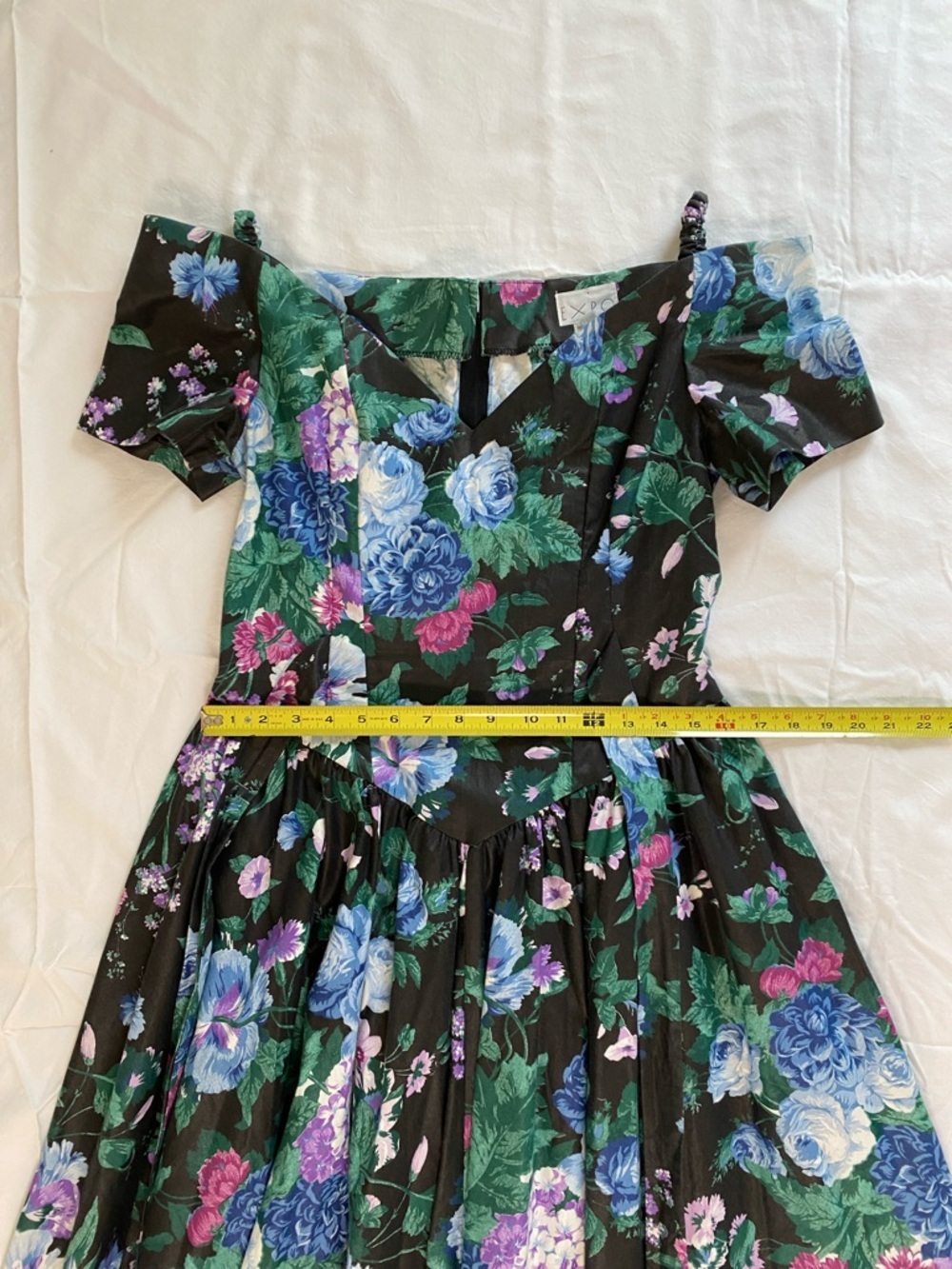 Vintage Expo Black Floral Off-Shoulder Dress with Puffed Sleeves - Picture 12 of 15